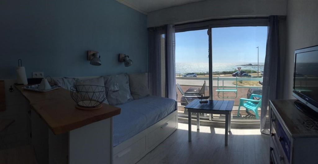 Studio Face A La Mer Apartment Пломер Екстериор снимка